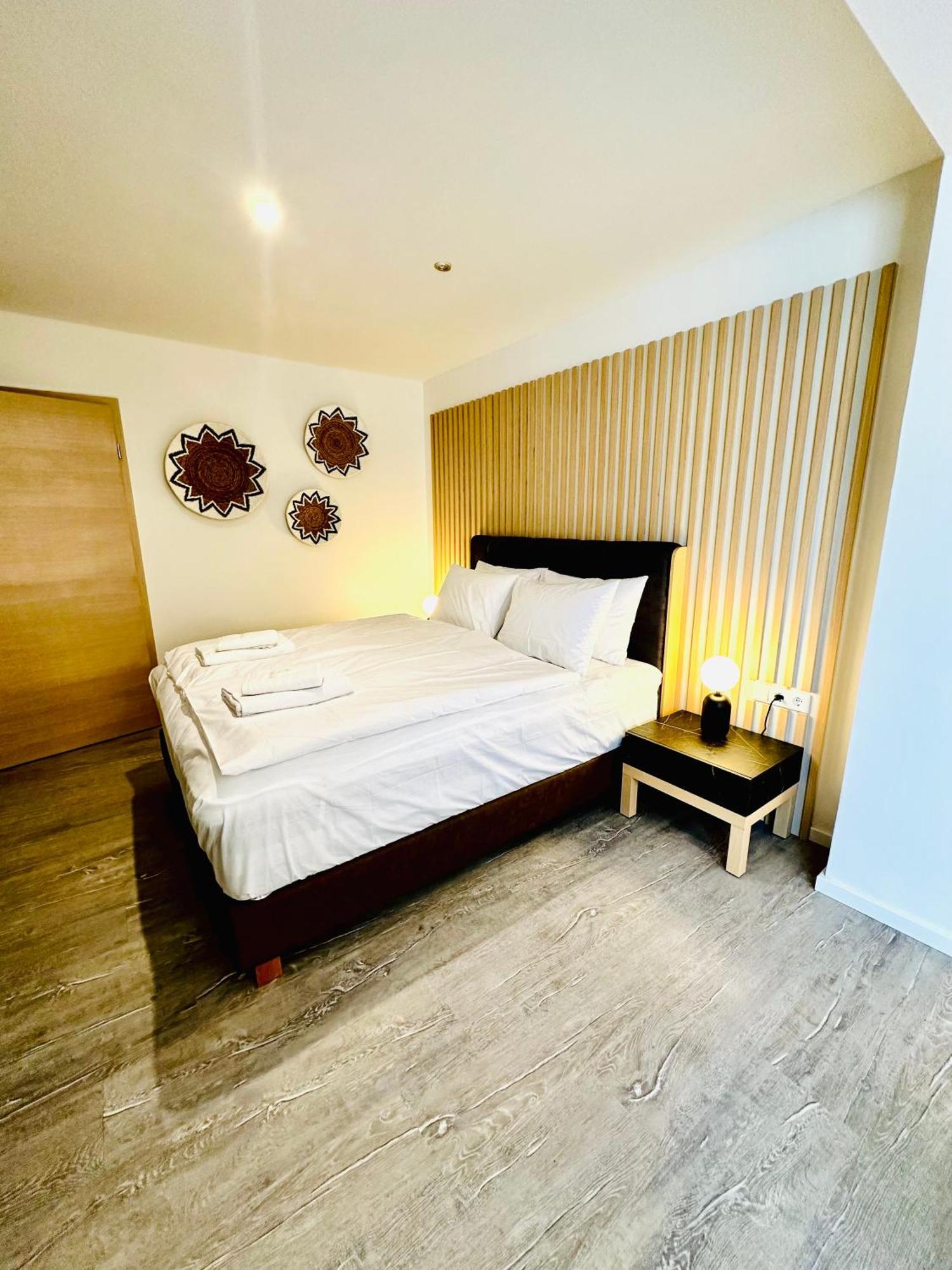 Akropolis Hotel Нюрнберг Экстерьер фото