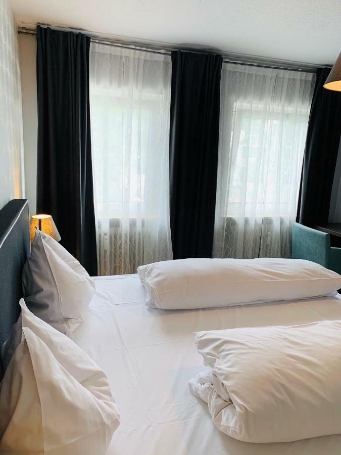 Akropolis Hotel Нюрнберг Экстерьер фото